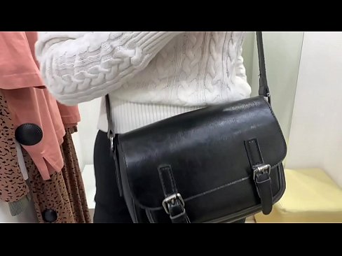 ❤️ Masturbazione publica di a ghjovana cagna FeralBerry cù un dildo in a sala di prove ❤❌ Video sessu à porn co.mathem-1-class.ru